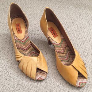 Miz Mooz Wendy Peep Toe Kitten Heels